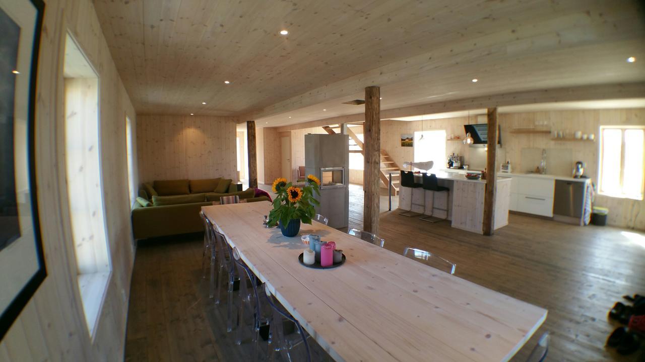 Lysvoldbrygga Bed and Breakfast Henningsvær Buitenkant foto