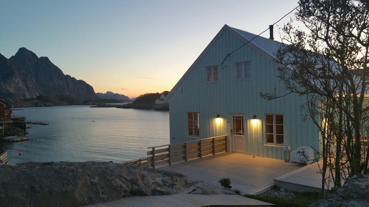 Lysvoldbrygga Bed and Breakfast Henningsvær Buitenkant foto