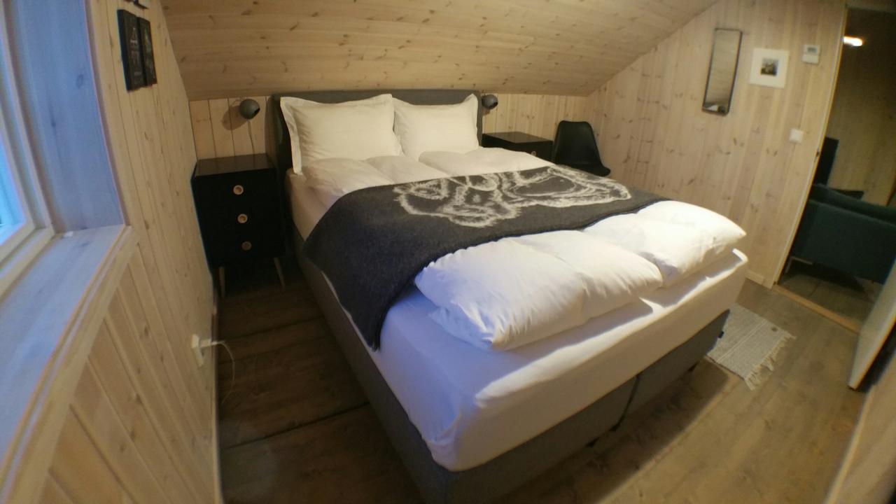 Lysvoldbrygga Bed and Breakfast Henningsvær Buitenkant foto