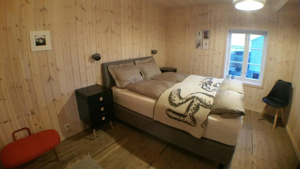 Lysvoldbrygga Bed and Breakfast Henningsvær Buitenkant foto